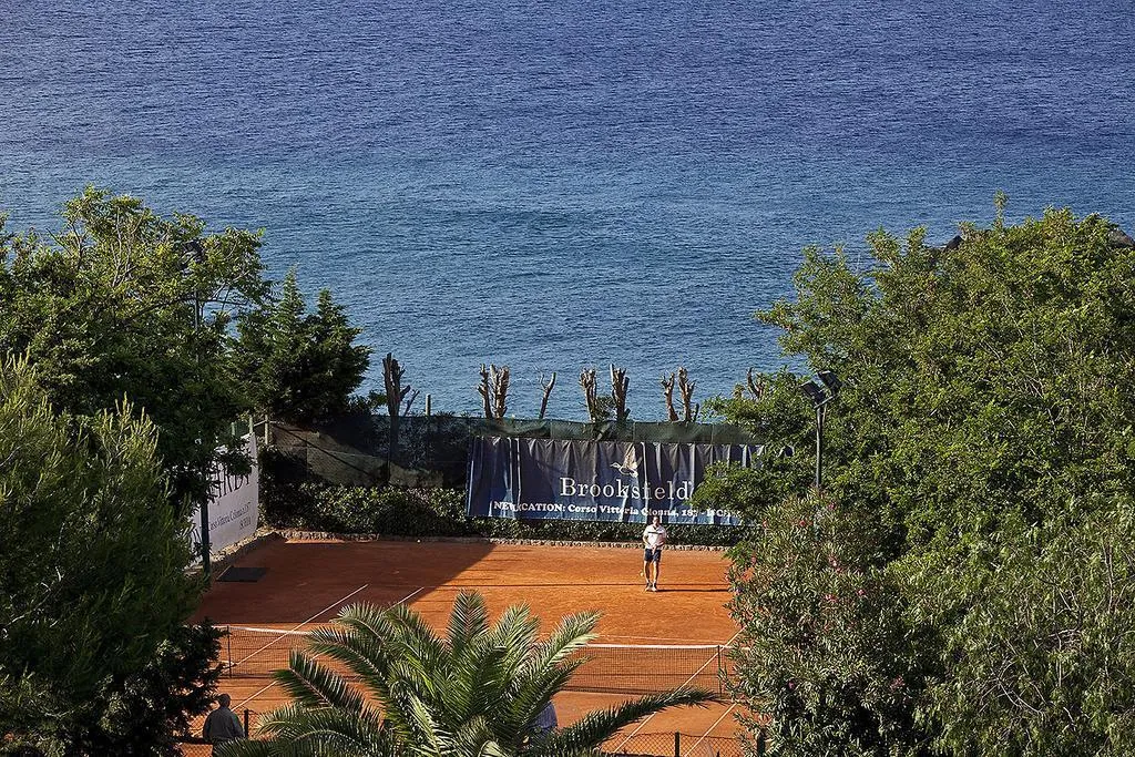 General view, Grand Hotel il Moresco, Naples