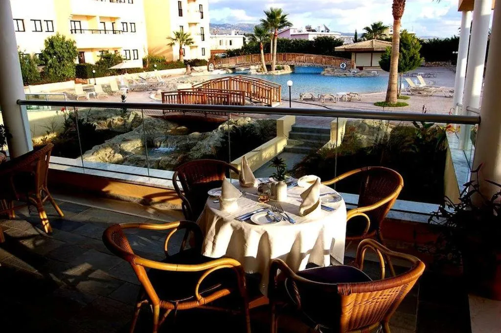 Restaurant, Panareti Coral Bay Resort, Cyprus