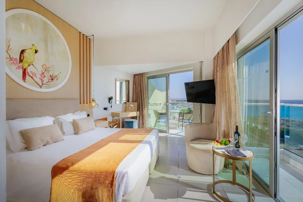 DOUBLE DELUXE SEA VIEW Room, Nissiblu Beach Resort, Cyprus