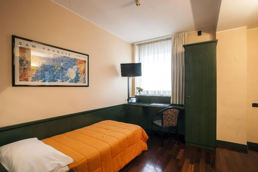 Room, Hotel Del Riale, Milan