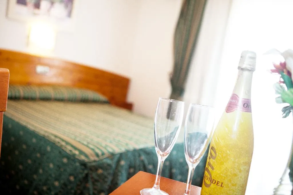 TRIPLE STANDARD Room, Hotel Alameda, Costa Del Sol