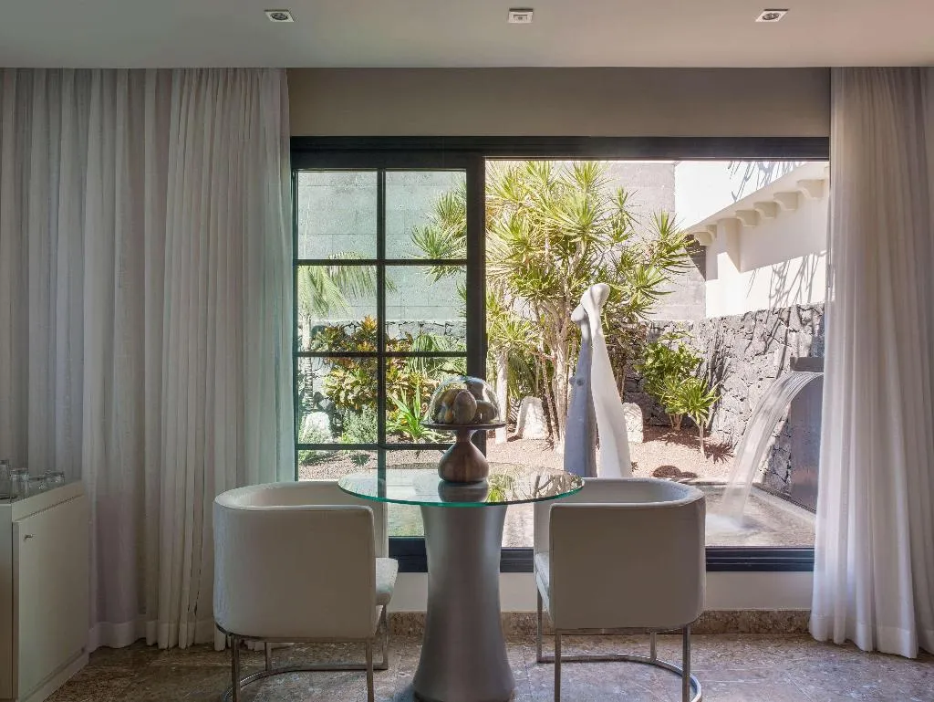 FAMILY ROOM STANDARD Room, Gran Melia Palacio de Isora, Tenerife