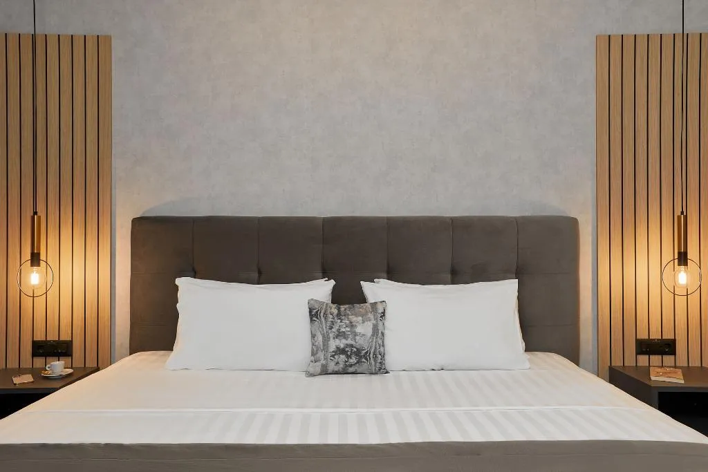 SINGLE DELUXE Room, Grand Hotel Palace Thessaloniki, Halkidiki