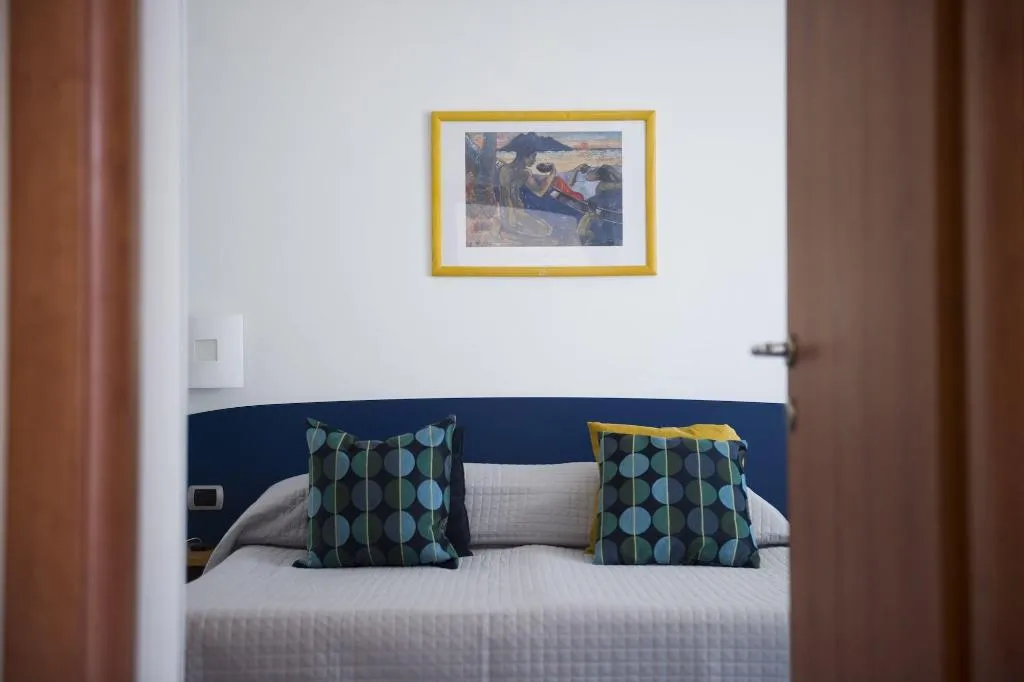 Room, Residence Panoramic, Naples