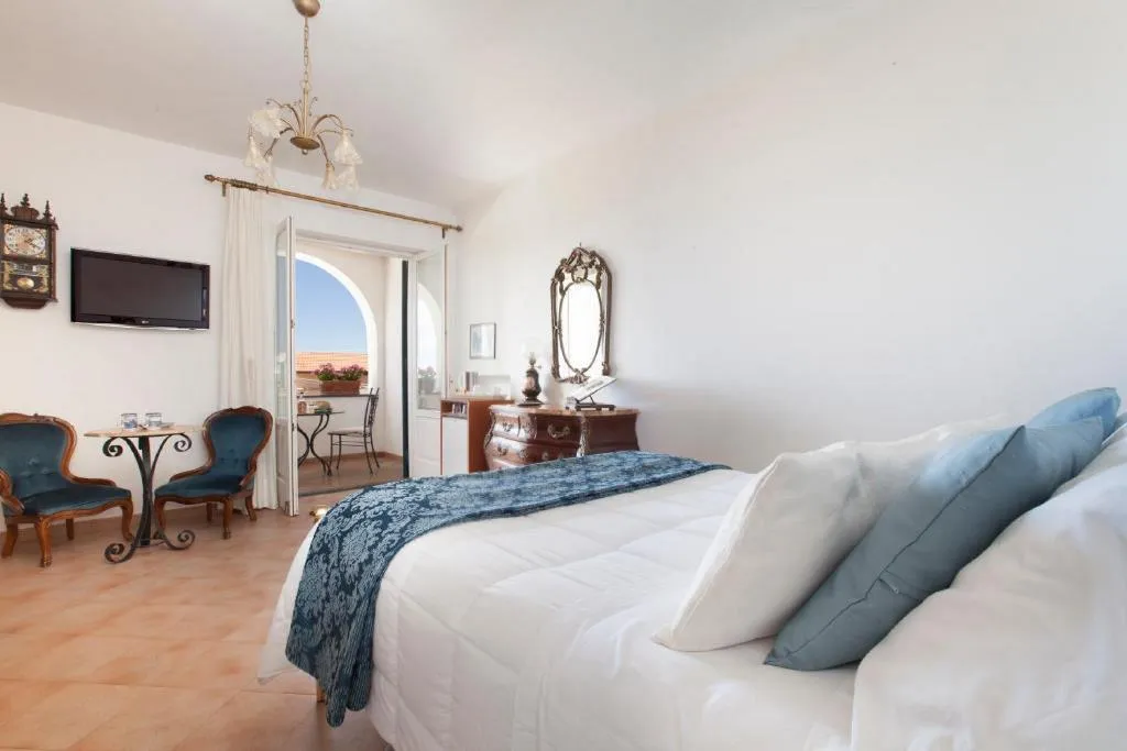 TRIPLE SEA VIEW Room, Villa Pane Resort, Naples