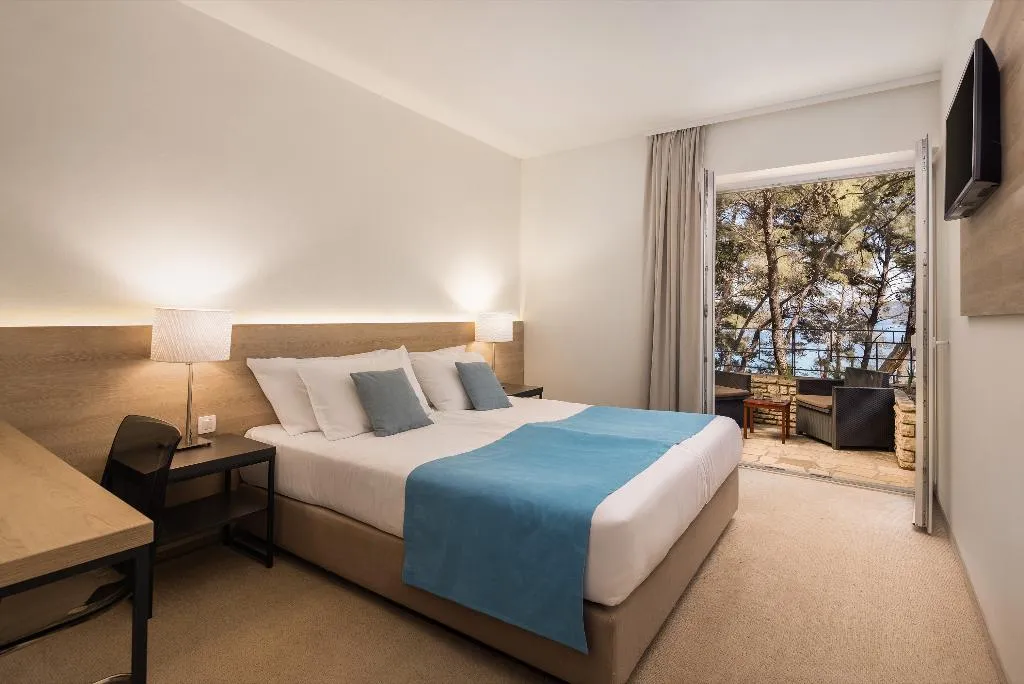 DOUBLE SEA VIEW WITH BALCONY Room, Aminess Senses Hvar Resort, Split