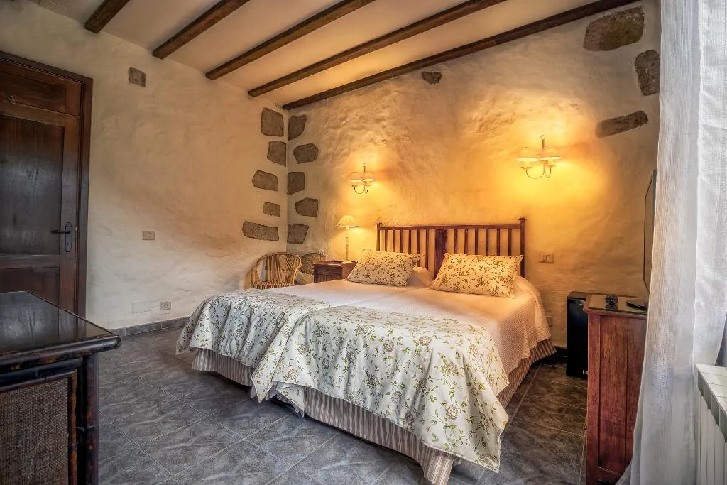 DOUBLE CAPACITY 2 Room, Hotel Rural LIVVO Maipez, Gran Canaria