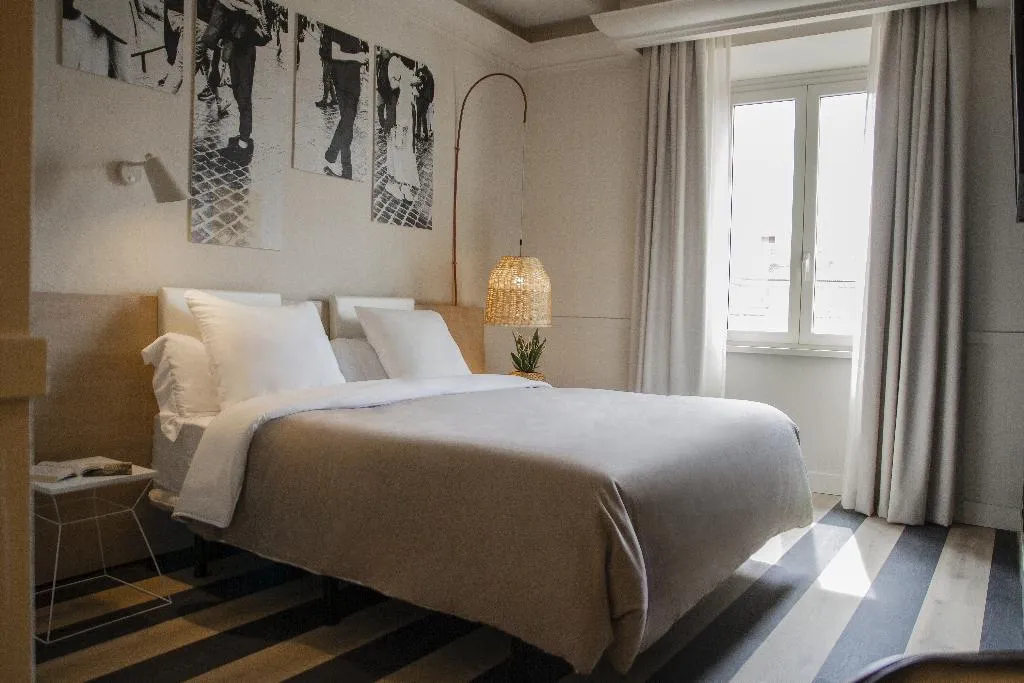 DOUBLE SUPERIOR Room, Room Select Via Veneto, Rome