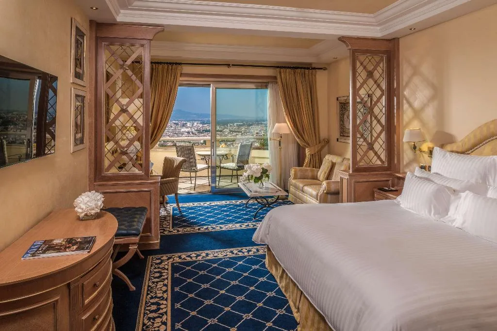 Room, Rome Cavalieri, A Waldorf Astoria Hotel, Rome