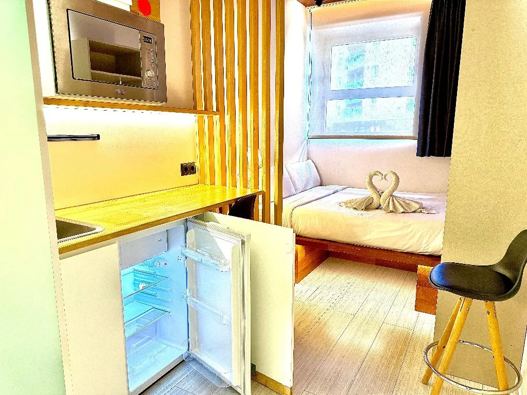 DOUBLE SUPERIOR Room, Far Home Bernabeu, Madrid