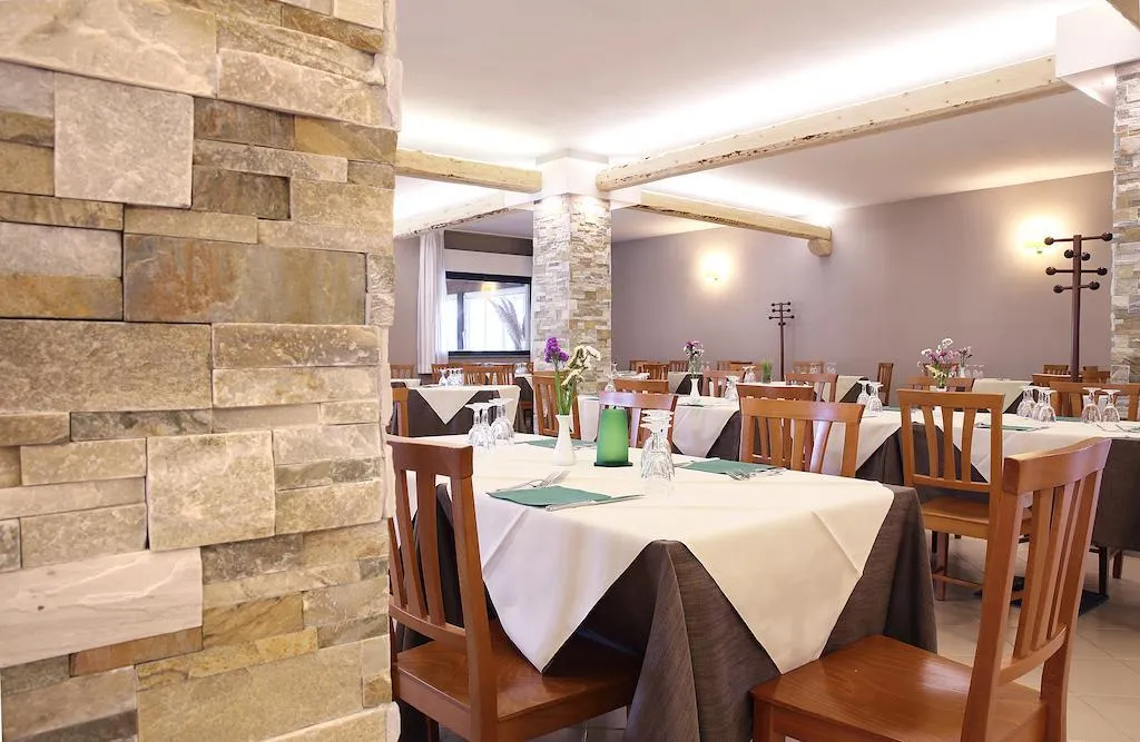 Restaurant, Pausania Inn, Alghero