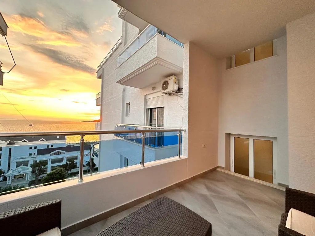 FAMILY ROOM SEA VIEW WITH AIR CONDITIONING Room, Hotel Bella Vista, Southern Albania