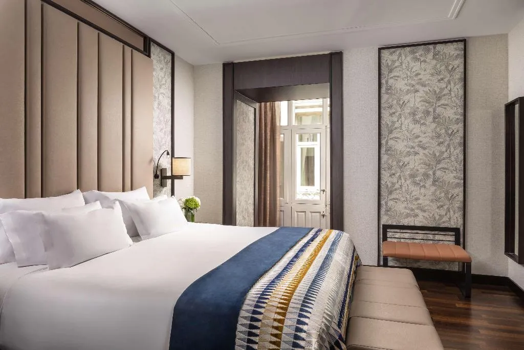DOUBLE DELUXE Room, NH Collection Madrid Palacio de Tepa, Madrid