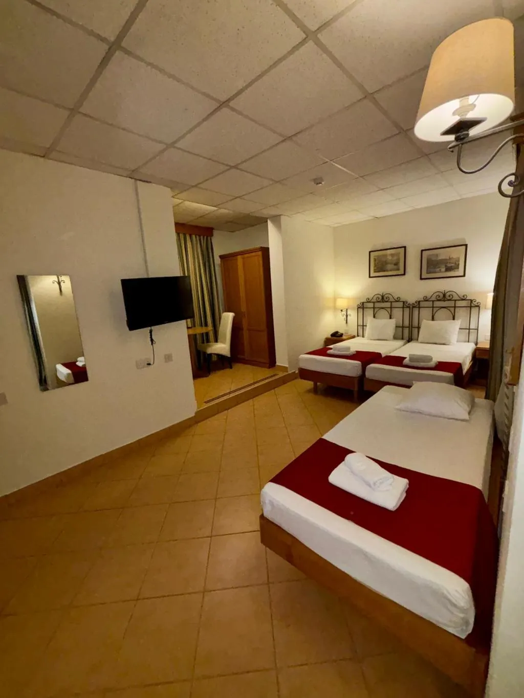 TRIPLE STANDARD Room, Hotel Kennedy Nova, Malta
