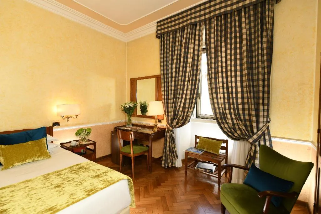 SINGLE STANDARD Room, Bettoja Hotel Massimo d'Azeglio, Rome