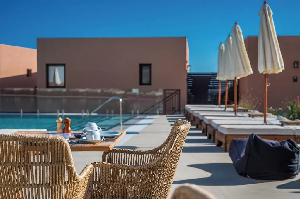 Sports and Entertainment, Hotel Pyriã¡, Crete