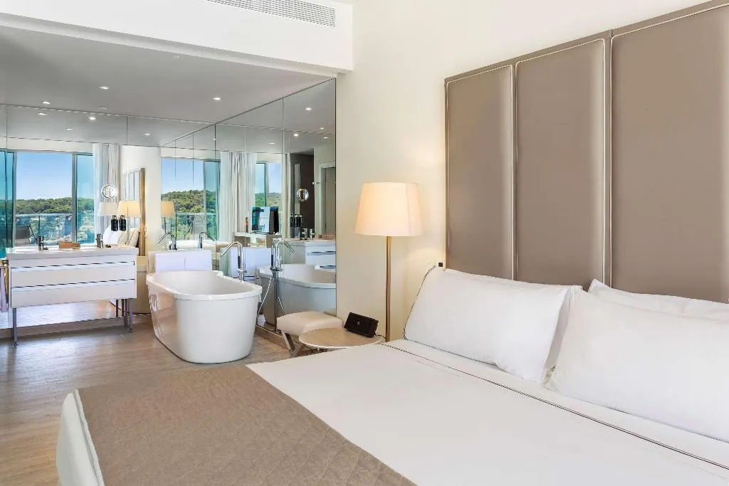 SUITE STANDARD Room, Meliá Cala Galdana, Menorca