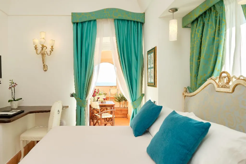 DOUBLE STANDARD Room, Botanico San Lazzaro, Naples