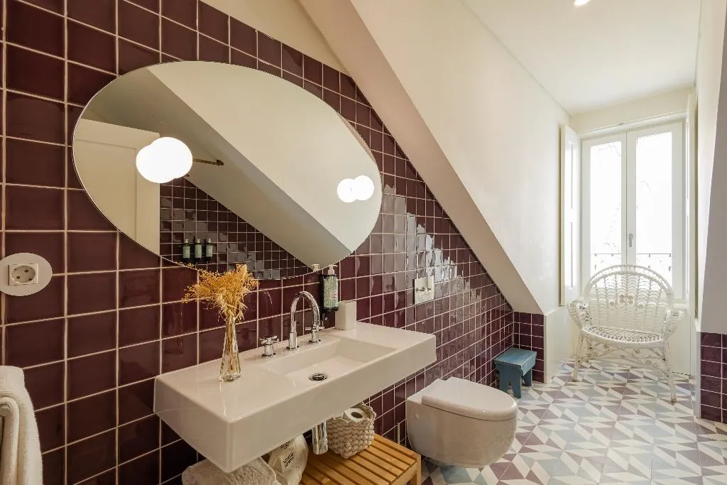 APARTMENT DELUXE ONE BEDROOM Room, Almaria - Edificio Da Corte, Lisbon