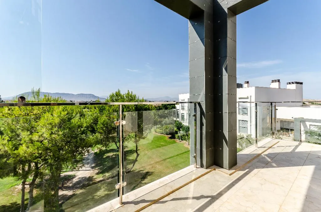 APARTMENT CAPACITY 4 THREE BEDROOM Room, El Plantio Golf Resort, Costa Blanca