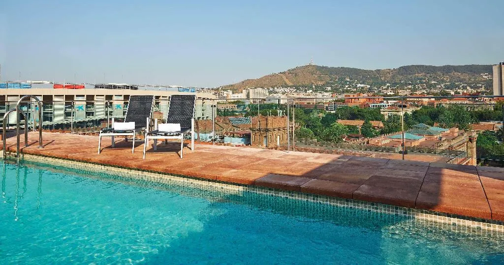 Pool, NH Barcelona Stadium, Barcelona