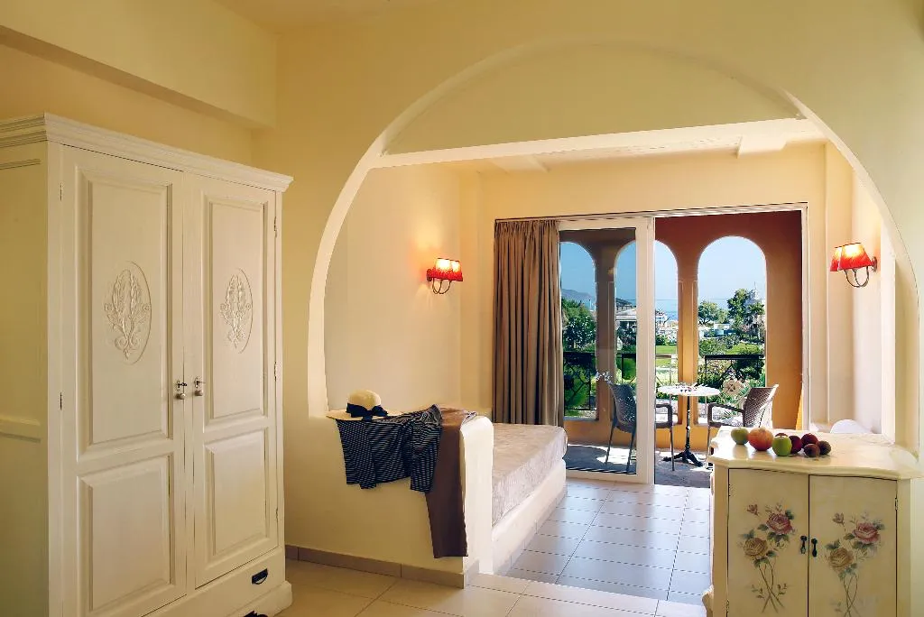 SUITE STANDARD Room, Orpheas Resort, Crete