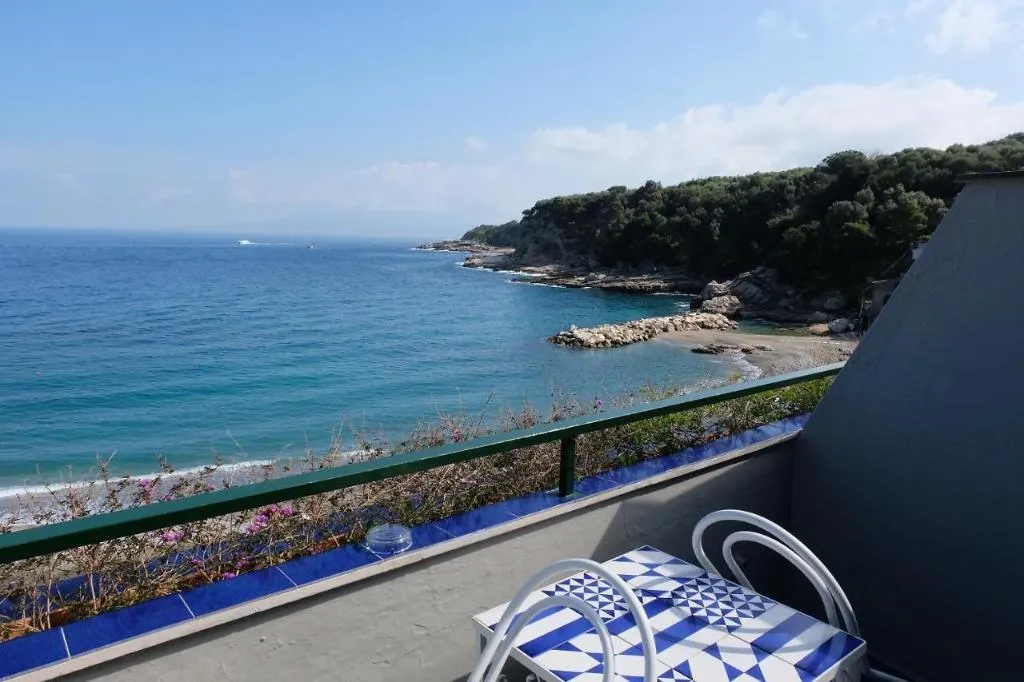 Double or Twin DELUXE SEA VIEW Room, Baia Di Puolo, Naples