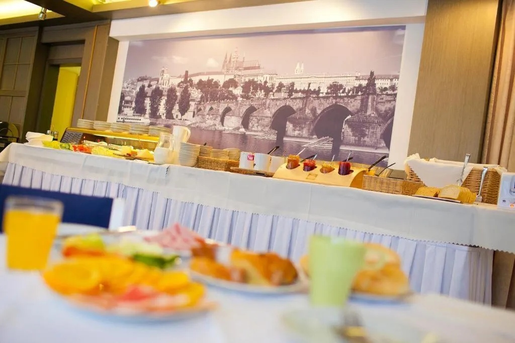 Restaurant, Charles Central, Prague