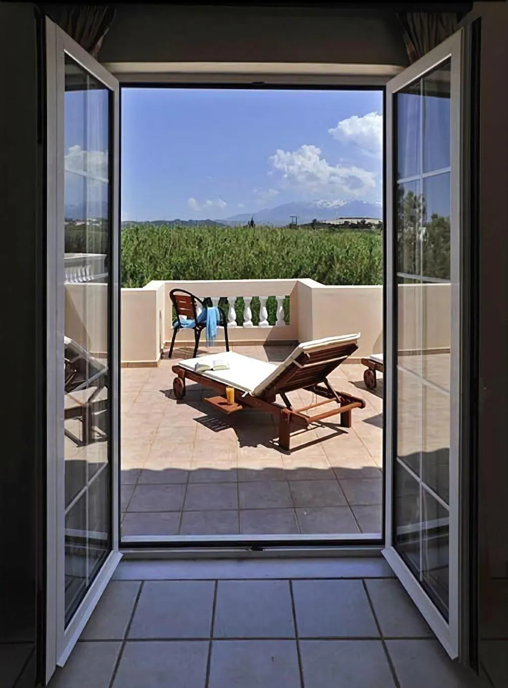 Room, Caretta Beach, Crete