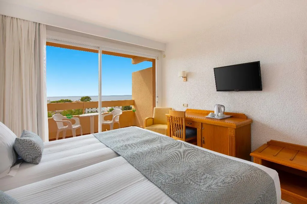 DOUBLE SINGLE USE SEA VIEW WITH BALCONY Room, Valentin Reina Paguera - Adults only, Majorca