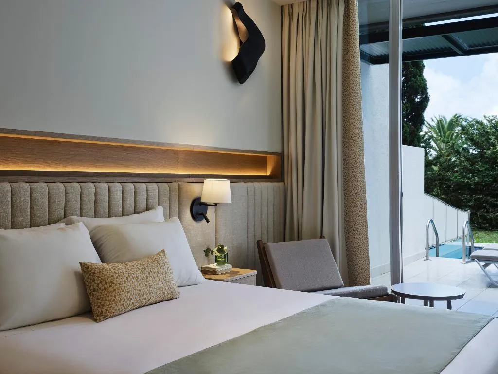 DOUBLE WITH PRIVATE POOL Room, Kontokali Bay Resort & Spa, Corfu
