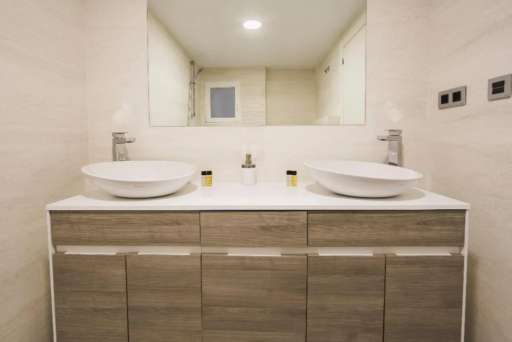 APARTMENT TWO BEDROOMS Room, HQ Rooms San Vicente, Valencia