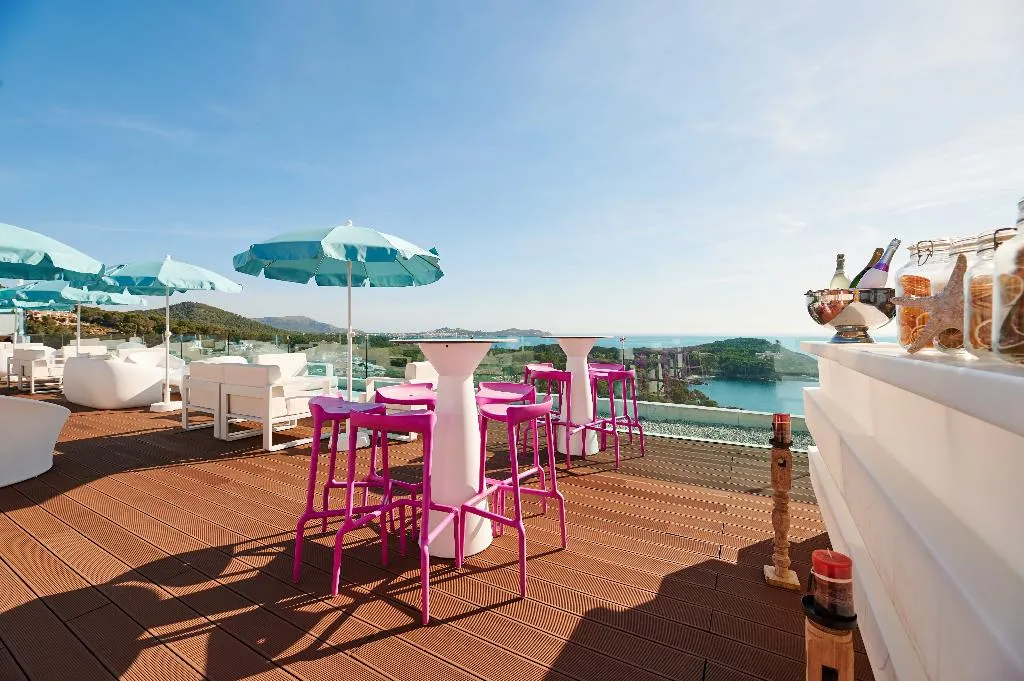 Terrace, AluaSoul Hotel Carolina, Majorca