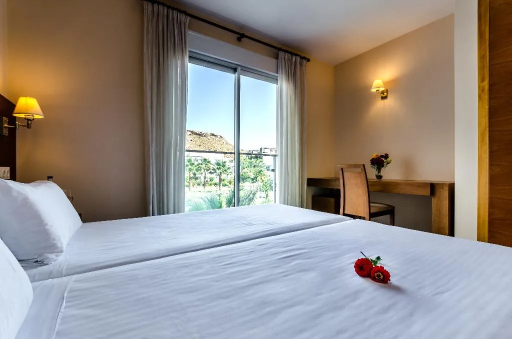 APARTMENT CAPACITY 2 TWO BEDROOMS Room, El Plantio Golf Resort, Costa Blanca