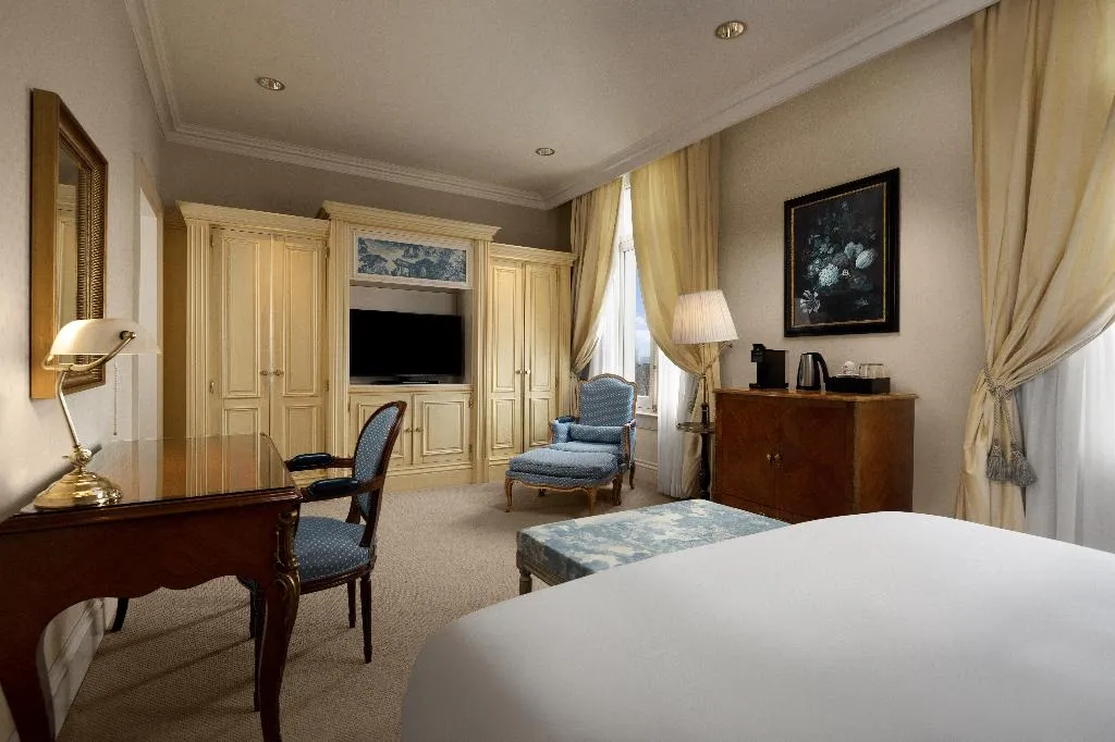 DOUBLE PREMIUM CITY VIEW Room, InterContinental Amstel Amsterdam by IHG, Amsterdam