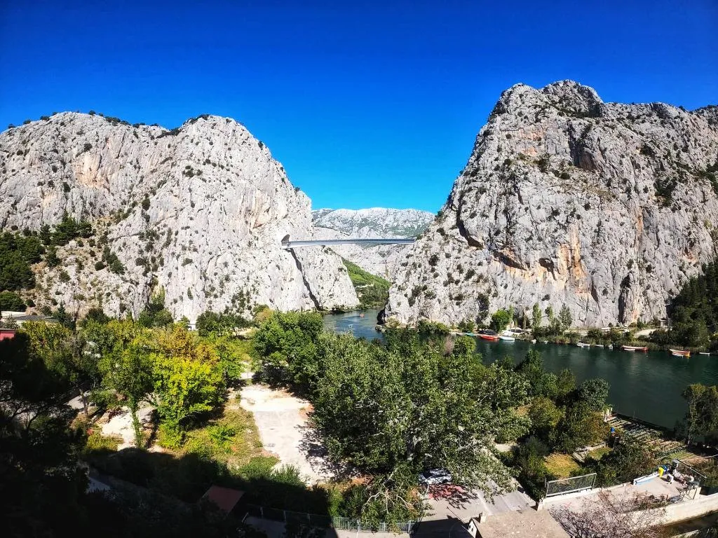 DOUBLE SINGLE USE RIVER VIEW Room, Villa Dvor, Split