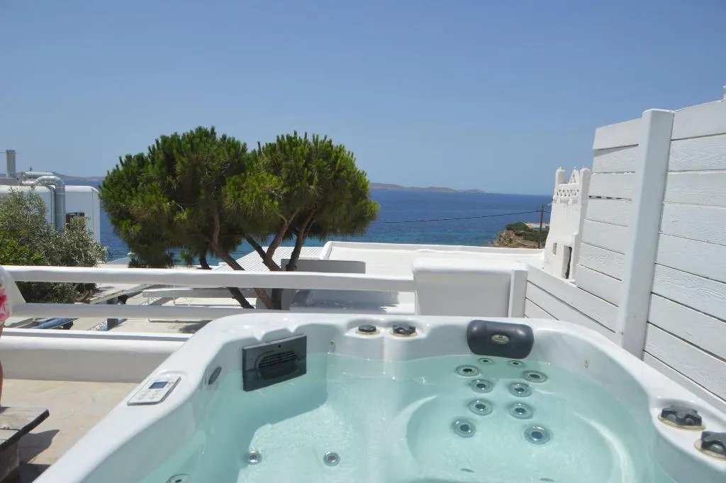 Room, Flaskos Suites, Mykonos