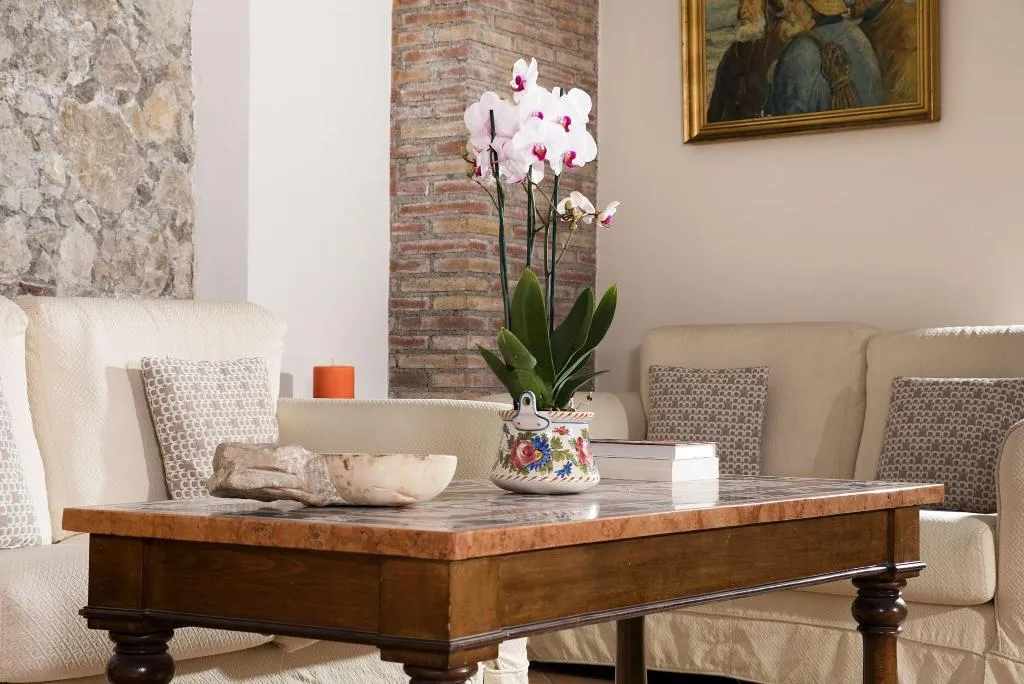 Lobby, La Pensione Svizzera, Taormina
