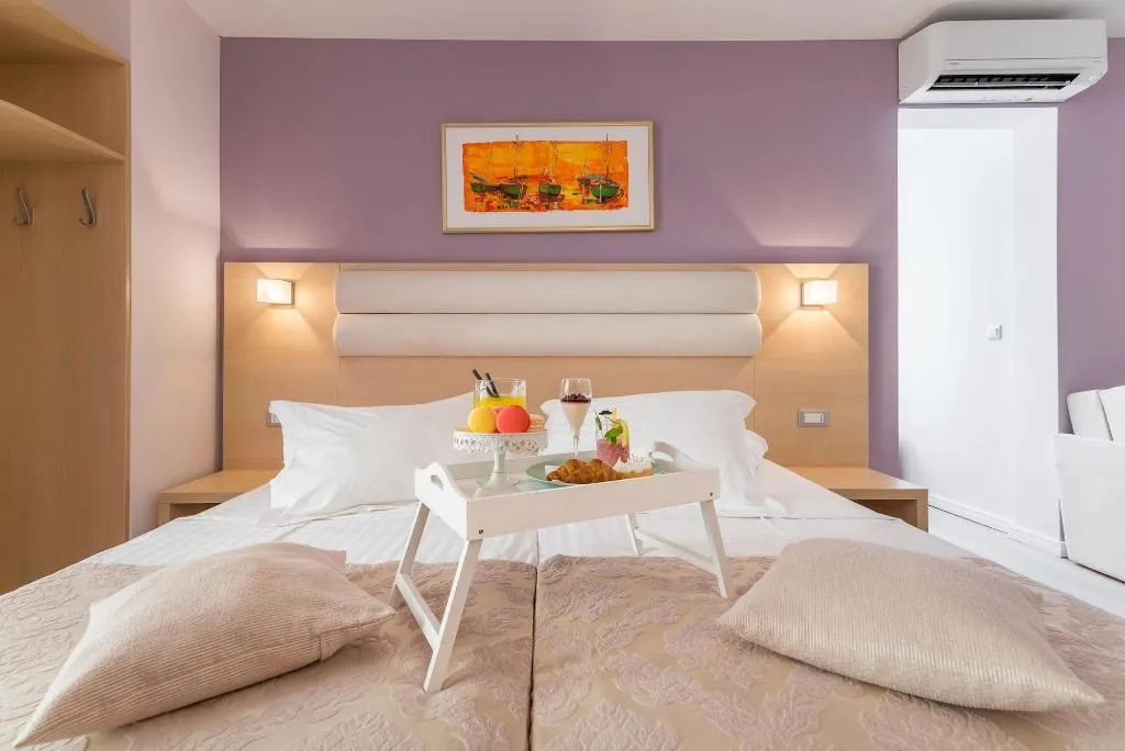 Room, Maritimo, Split