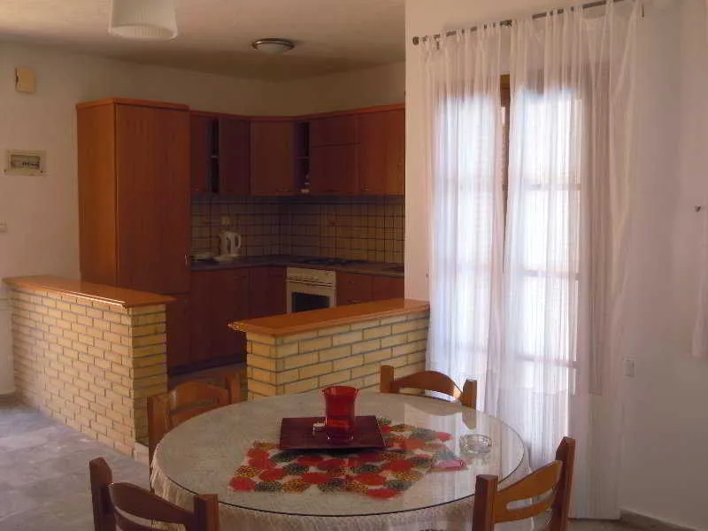 Room, Nine Muses, Crete