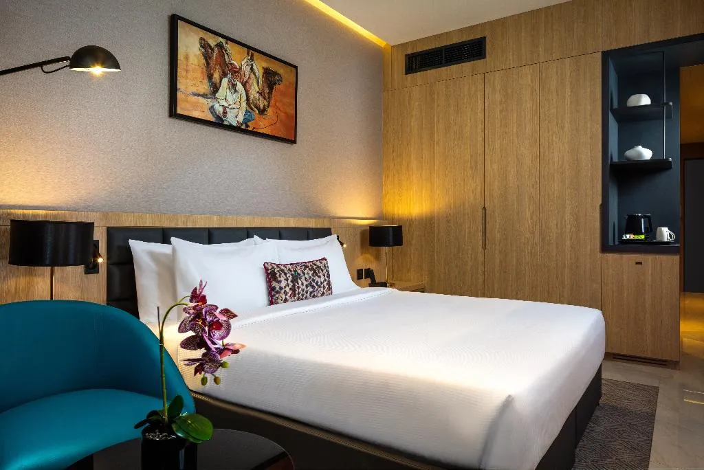 DOUBLE DELUXE KING BED Room, Millennium Place Mirdif, Dubai