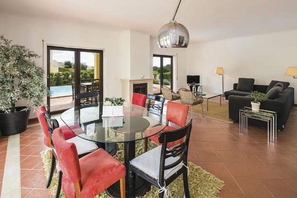 VILLA WITH PRIVATE POOL Room, Porto Dona Maria, Algarve
