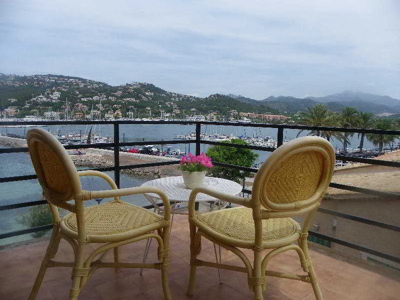Room, Brisamar Affiliated by Fergus, Majorca