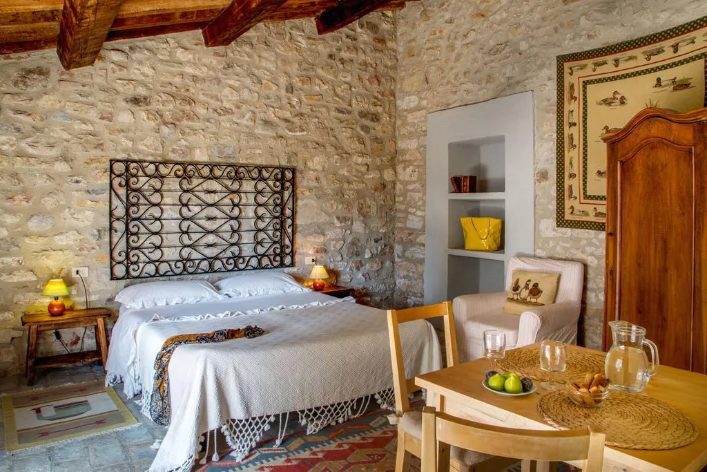 DOUBLE COMFORT Room, Castello Valenzino, Perugia