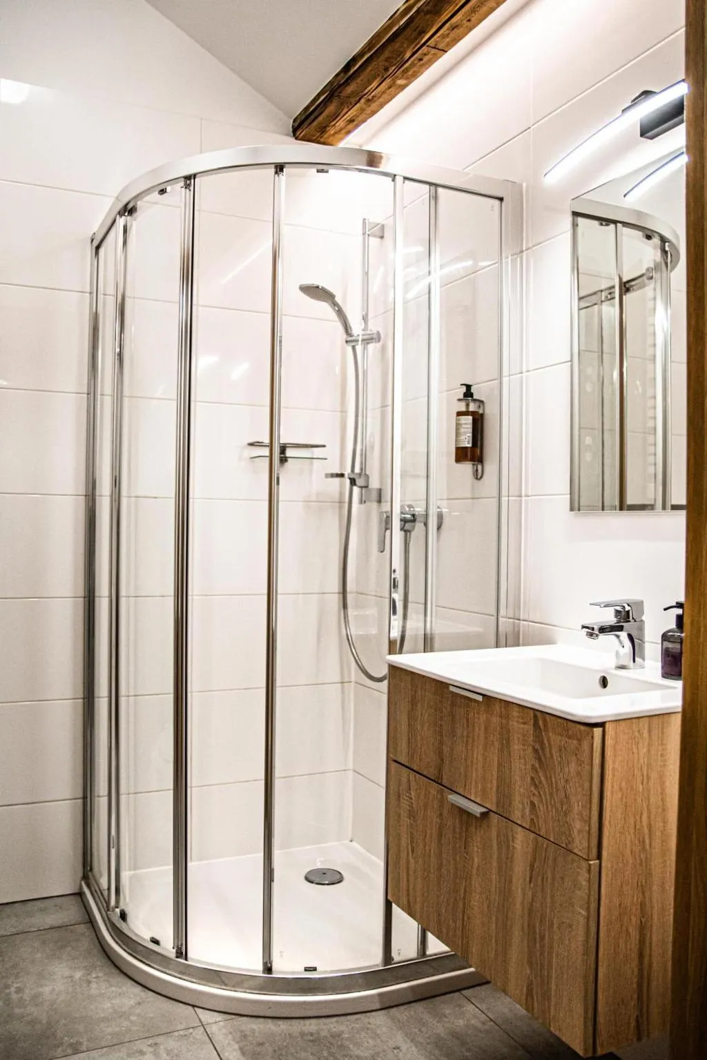STUDIO DELUXE Room, Wine Apartments, Krakow