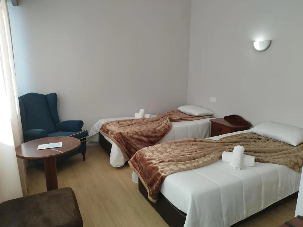 DOUBLE STANDARD Room, Alojamento Central Ii, Madeira