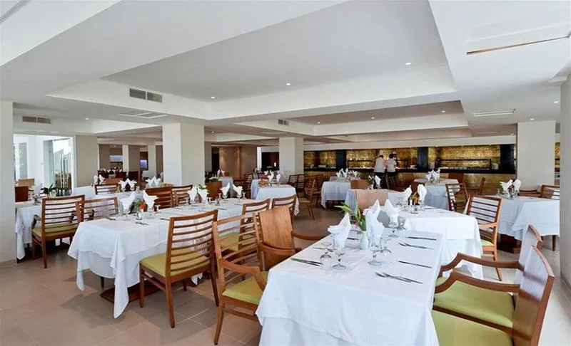 Restaurant, The Orangers Beach Resort and Bungalows, Tunisia