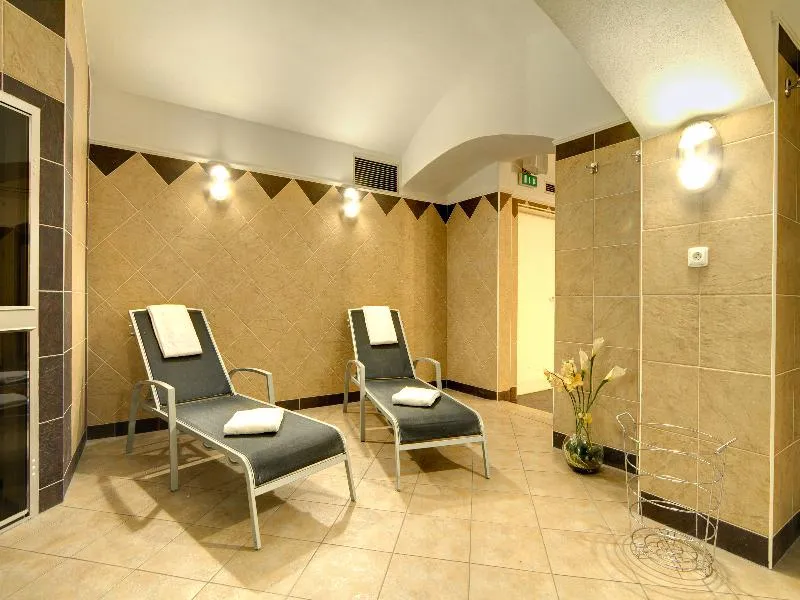Sports and Entertainment, Theatrino Hotel, Prague