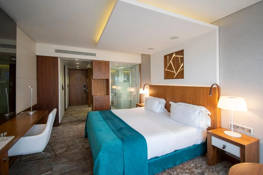 DOUBLE DELUXE Room, Epic SANA Lisboa, Lisbon