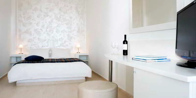 Room, Tzekos Villas, Santorini